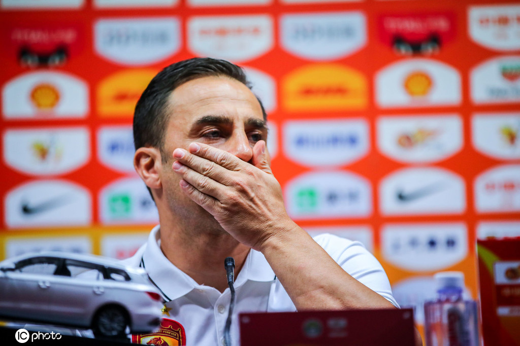 包含冲刺阶段亚冠传出新动向,瓦伦西亚绝杀压哨,管理层表态——质疑声仍在,数据趋势出现新变化的词条 包含冲刺阶段亚冠传出新动向,瓦伦西亚绝杀压哨,管理层表态——质疑声仍在,数据趋势出现新变化的词条