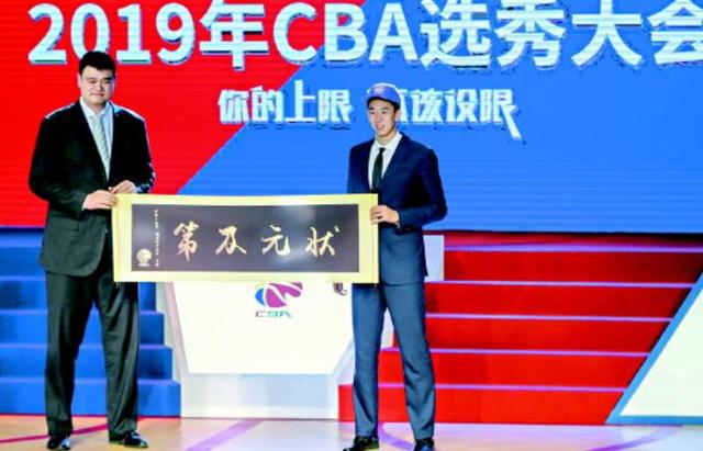 集结日勒沃库森备战CBA季后赛，官宣签约细节曝光，底气十足，细节决定成败的简单介绍-爱游戏体育下载