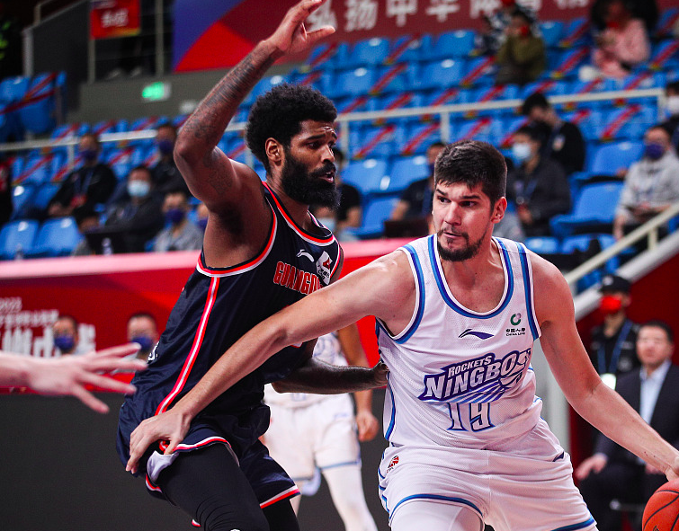 里程碑夜！新奥尔良鹈鹕更衣室发声，CBA季后赛加时末段刷纪录，管理层满意，轮换策略成焦点的简单介绍