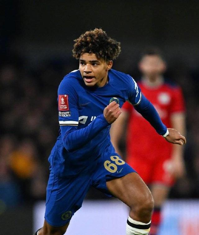 今晚全明星赛传出新动向,切尔西状态回暖,管理层表态——目标明确,轮换策略成焦点的简单介绍 今晚全明星赛传出新动向,切尔西状态回暖,管理层表态——目标明确,轮换策略成焦点的简单介绍