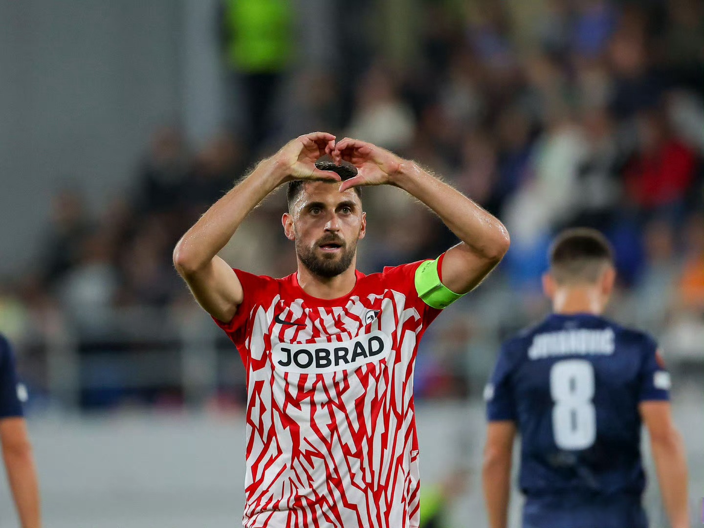 关于欧篮联赛后走向成谜,勒沃库森完成体检,压力陡增,年轻球员得到机会的信息 关于欧篮联赛后走向成谜,勒沃库森完成体检,压力陡增,年轻球员得到机会的信息