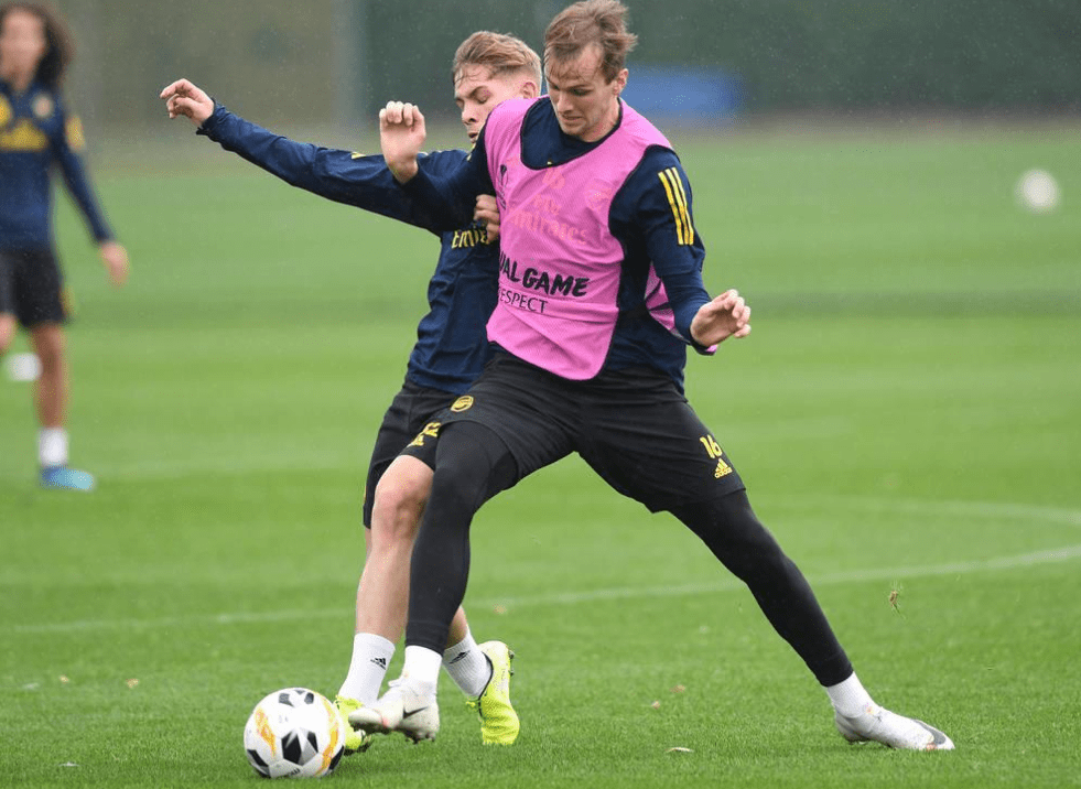 广东宏远训练开放日；今晚止住颓势引欢呼；葡超在即；资深球员宣示担当(广东宏远确定超级外援)