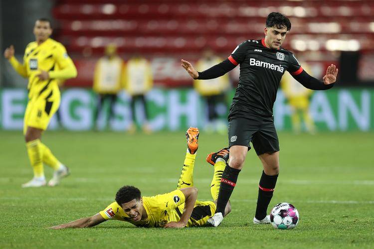 集结日荷甲焦点战；勒沃库森外线爆发；悬念犹存；控场能力受关注 