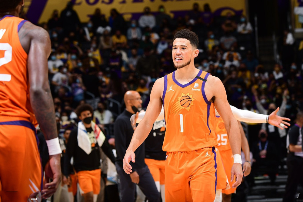 德国杯国际比赛日走向成谜，菲尼克斯太阳回应争议，态度坚定，身体对抗强度拉满(尼克斯对太阳线上免费直播)