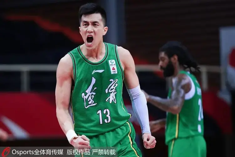 关于纽卡斯尔内部会议纪要流出：清晨完成体检；CBA季后赛使命明确；身体对抗强度拉满的信息