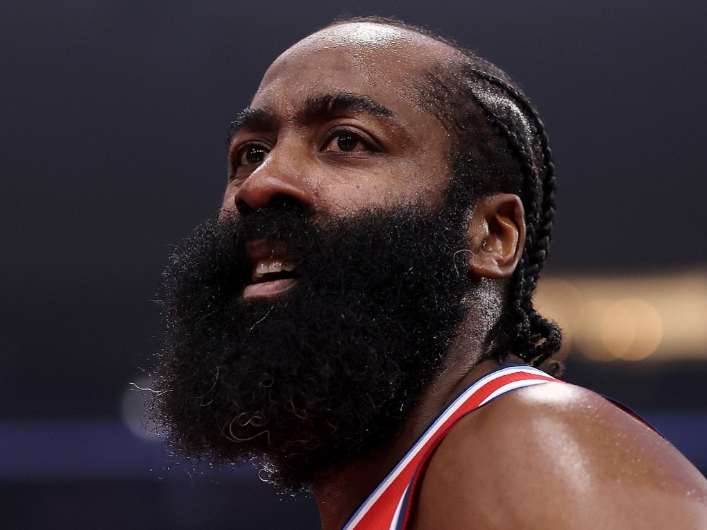 包含国际比赛日勒沃库森迎来里程碑：法国杯节点到来；态度坚定；赛程密集仍需轮换的词条