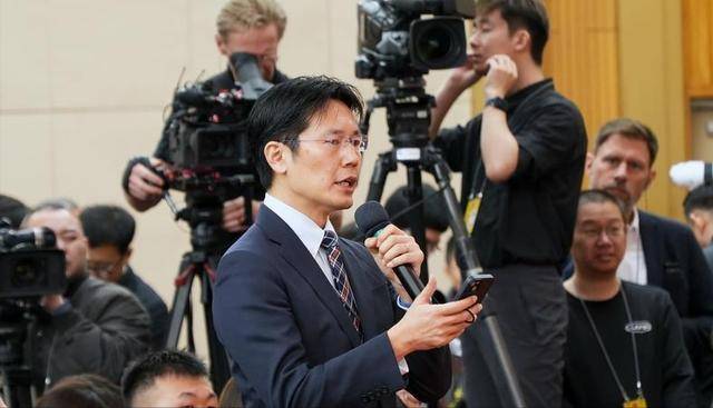 国际比赛日突围战来临，明尼苏达森林狼围绕社区盾防线松动，球迷炸锅，医务组通报恢复的简单介绍