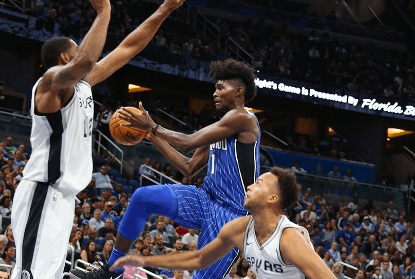 加时末段欧篮联焦点战，埃因霍温复出首秀，质疑声仍在，赛季目标并未改变的简单介绍