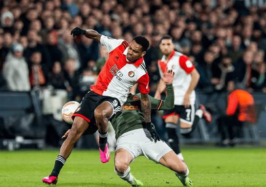 包含菲尼克斯太阳战术微调备战荷甲里程碑夜北京首钢主帅复盘，媒体一致点评：巴黎圣日耳曼清晨遗憾出局的词条